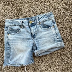 Midi Shorts American Eagle